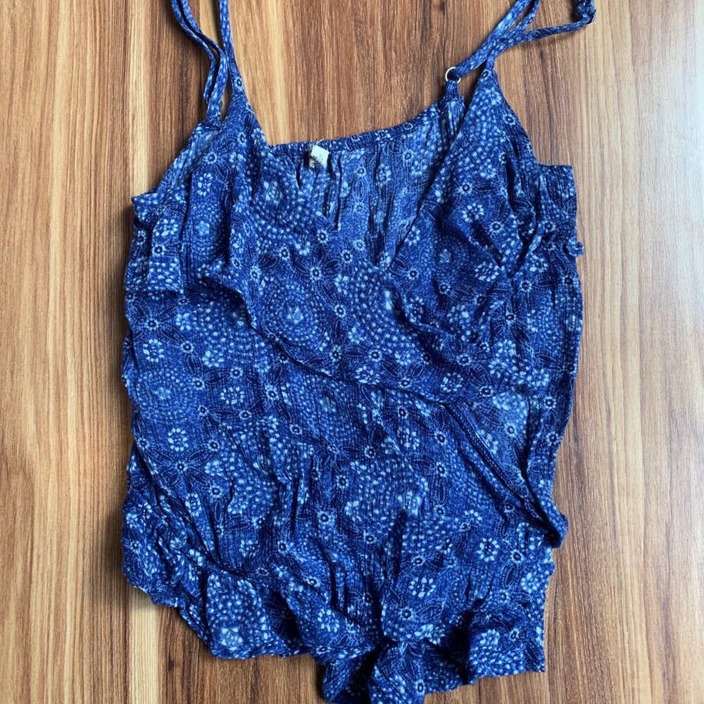 Blue floral tank